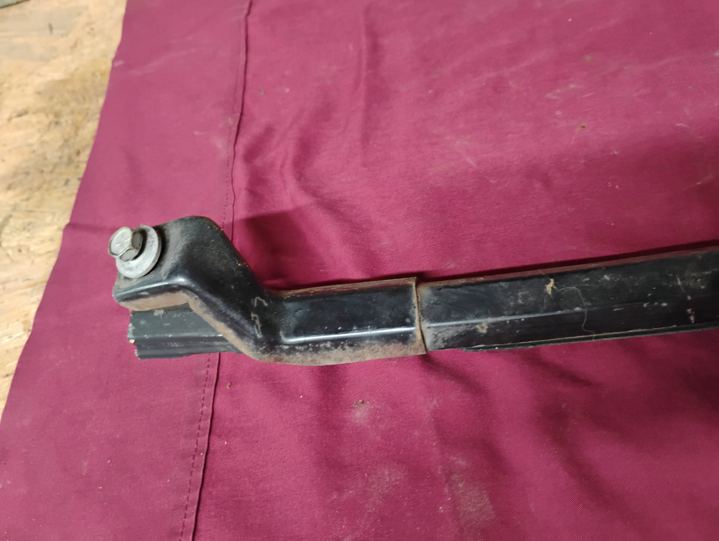 73-87 Chevy GMC Truck Driver Left Door Window Channel Guide Track Run C10 K10 OEM