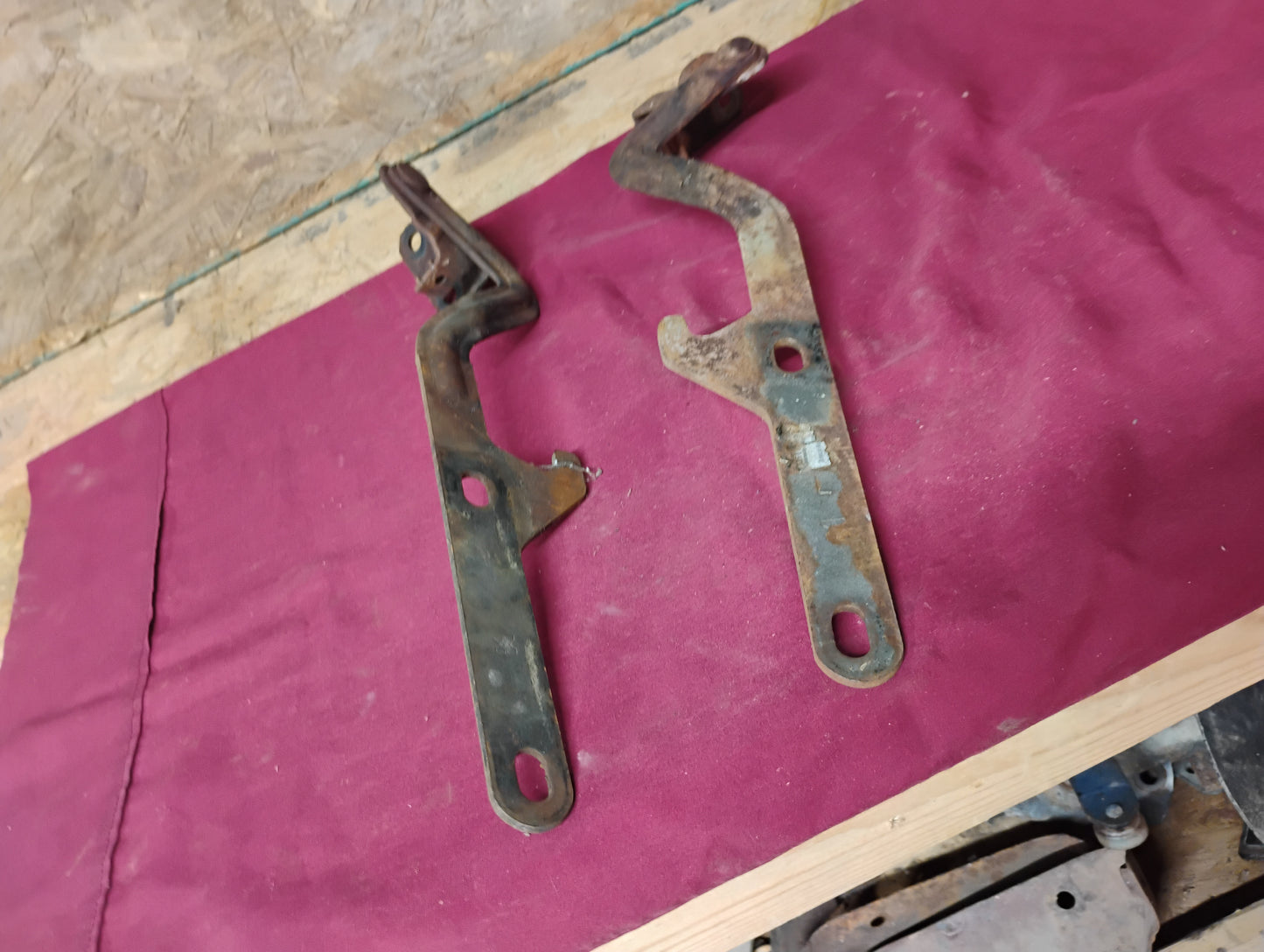 81-87 Chevy GMC Truck Hood Hinges Set Pair Left Right OEM C10 K10 C20 K20 K30