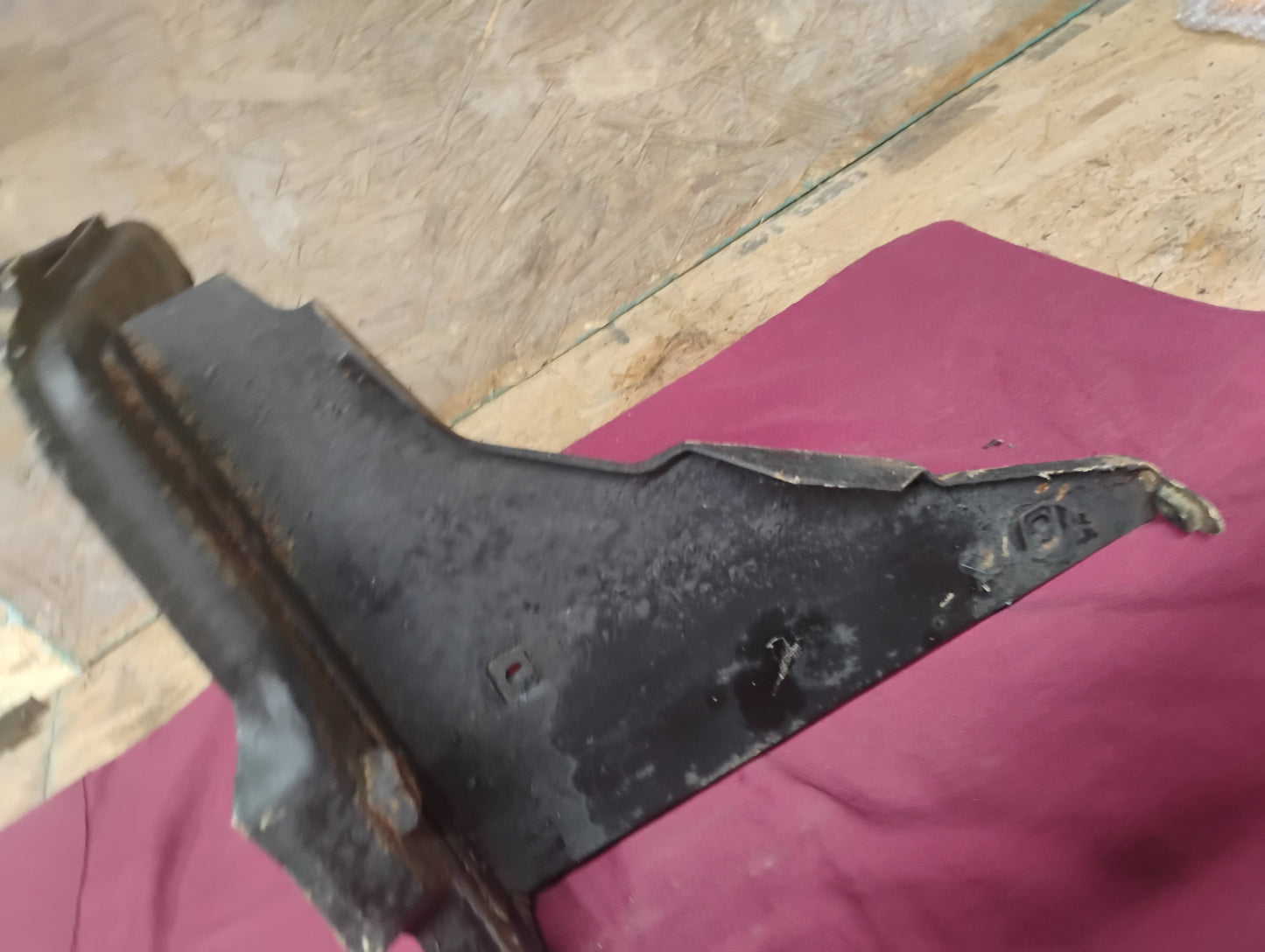 81-87 Chevy GMC Truck Battery Tray Passenger Right Side Box Bracket Holder OEM