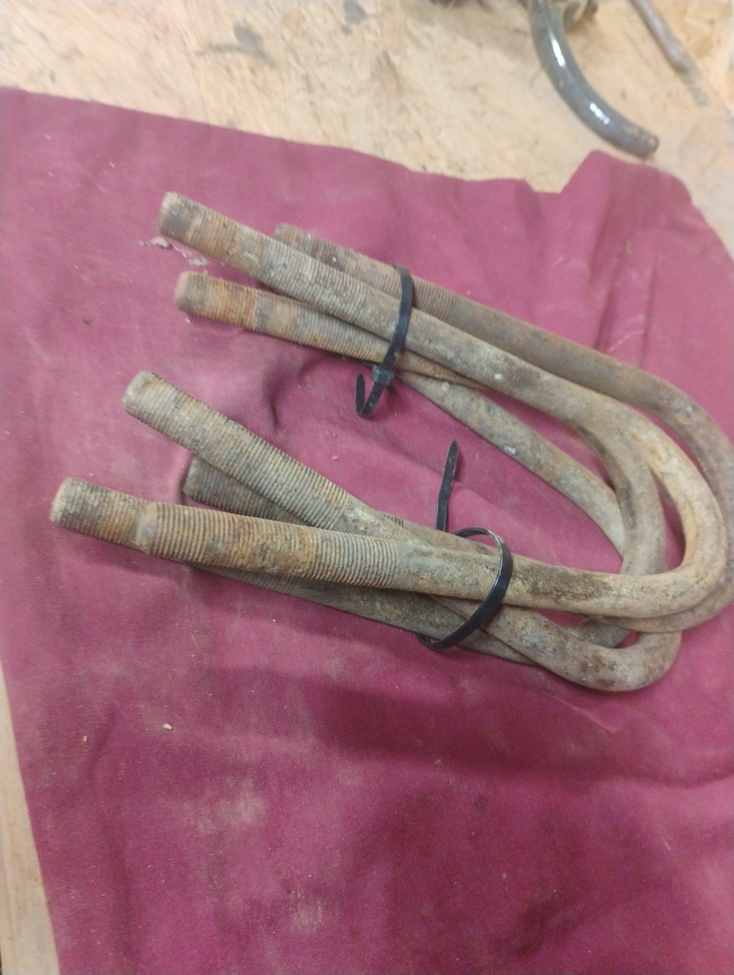 73-87 Chevy GMC Truck Leaf Spring U Bolts Set Axle Mounting Hardware OEM C10