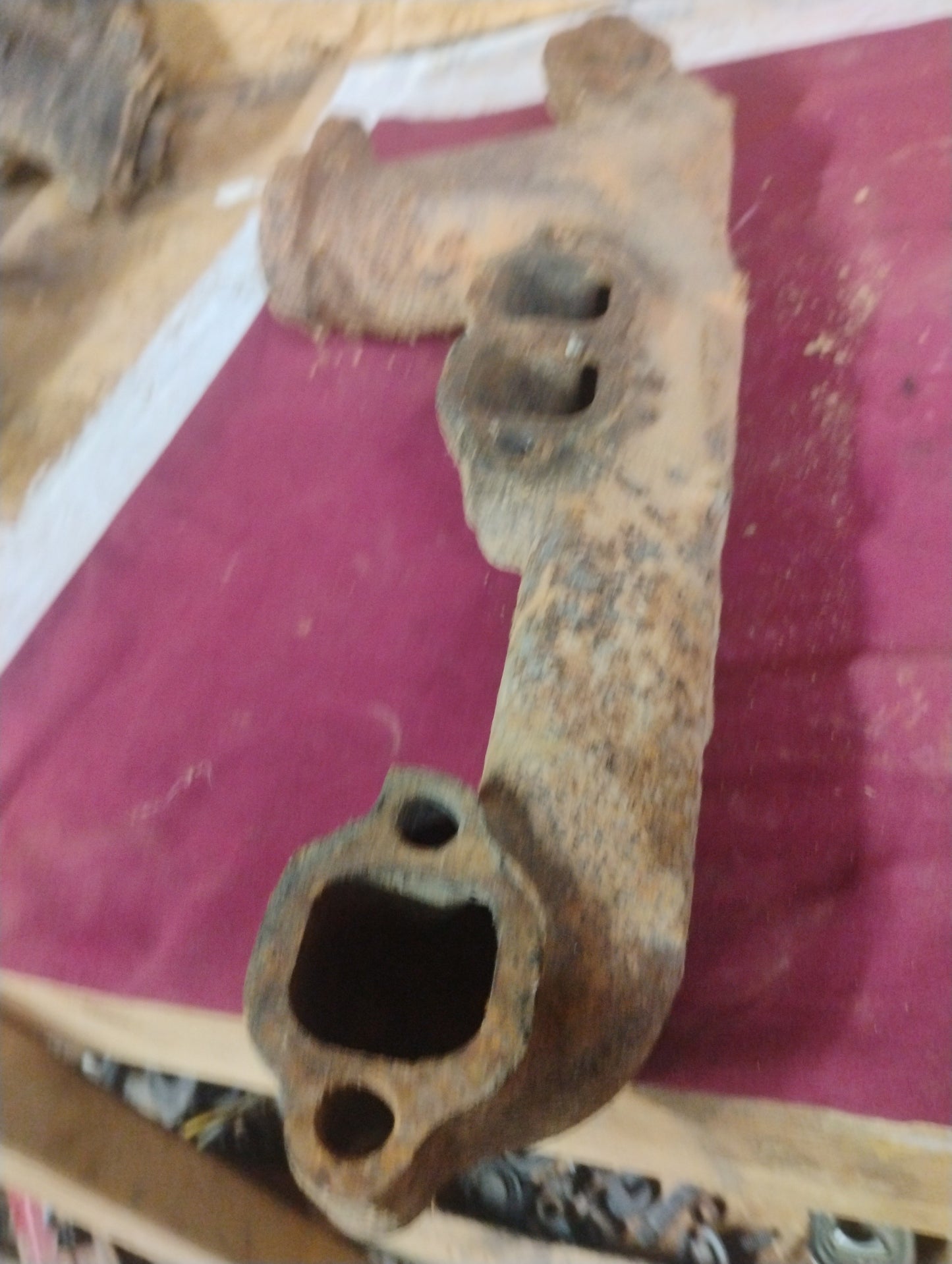 81-87 Chevy GMC Truck Exhaust Manifold 5.0L 5.7L V8 OEM C10 K10 Small Block Chevy