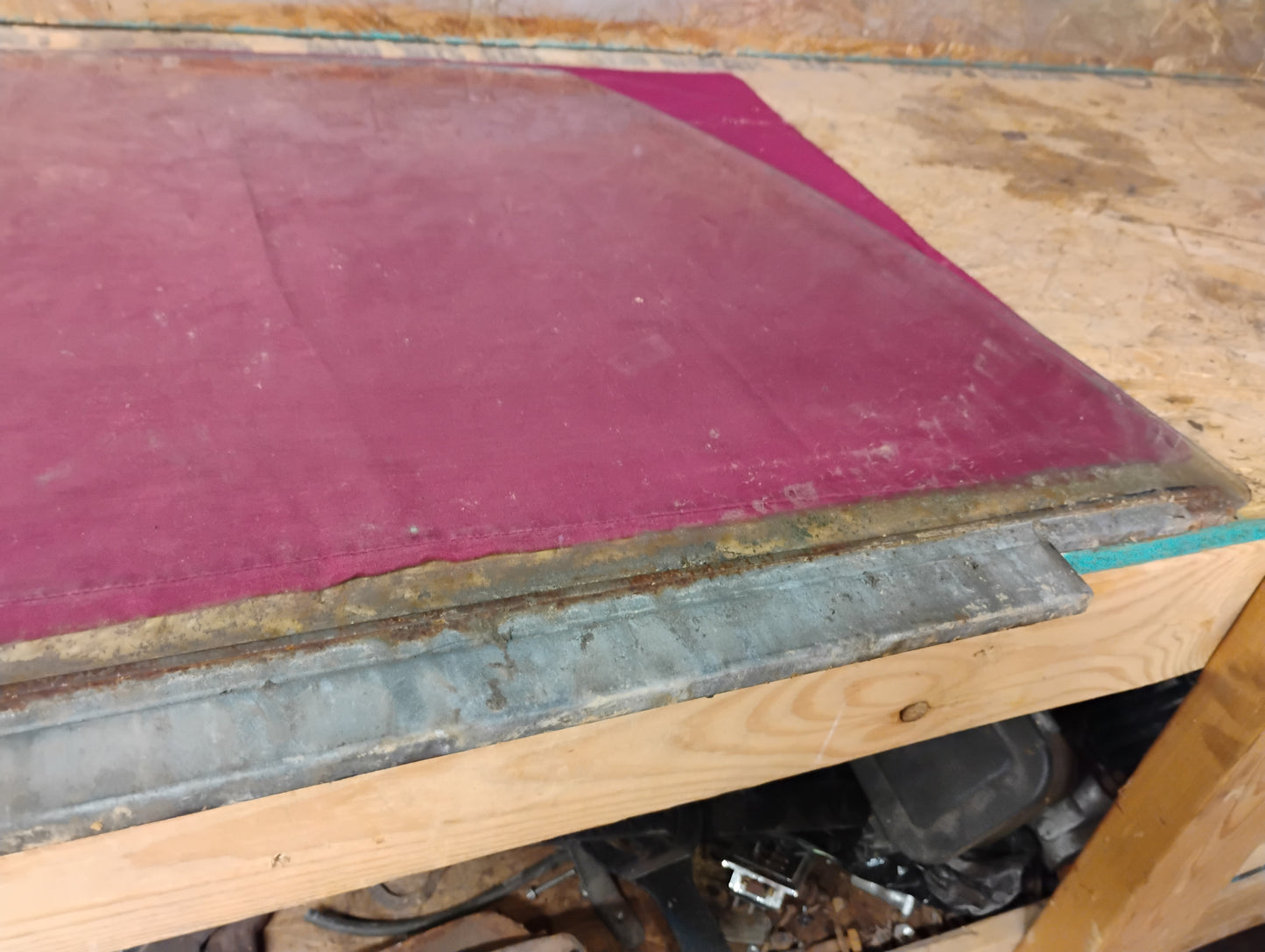 81-87 Chevy GMC Truck Passengerside Doorglass