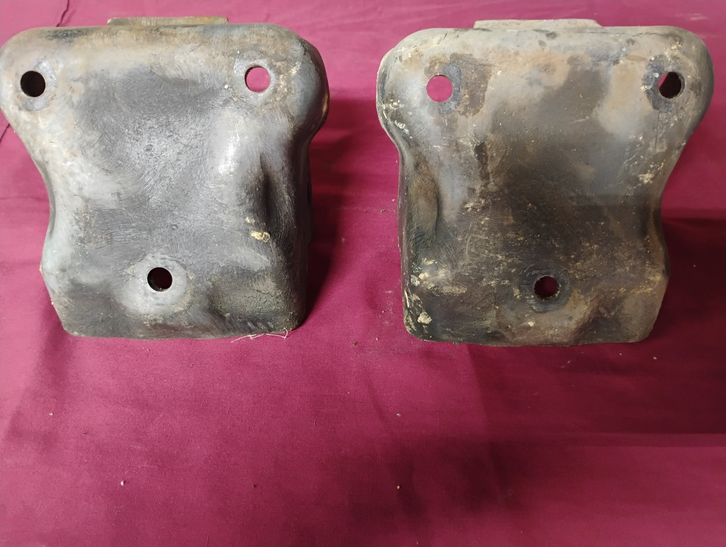 73-87 Chevy GMC Truck Set of Clamshell Motormounts 2 Wheel Drive