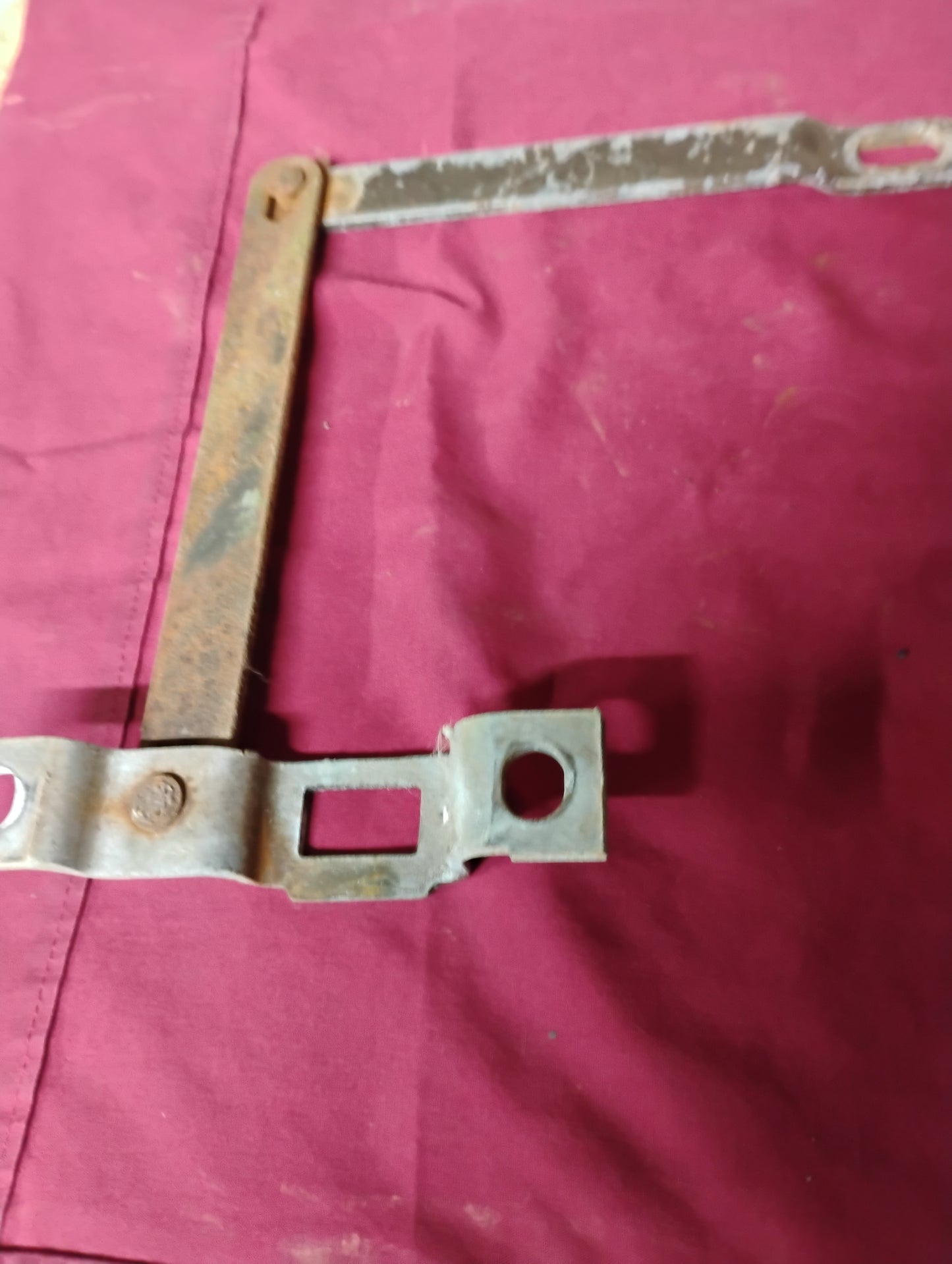 1981-1987 Chevy GMC C10 K10 Truck Tailgate Hinges Pair Fleetside Squarebody 81-87