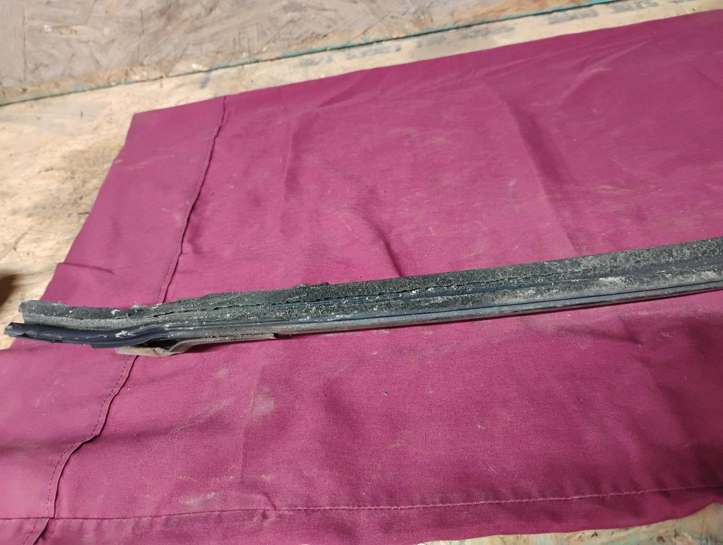 1973-1987 Chevy GMC Truck Passenger Right Door Window Glass Channel - C10 K10