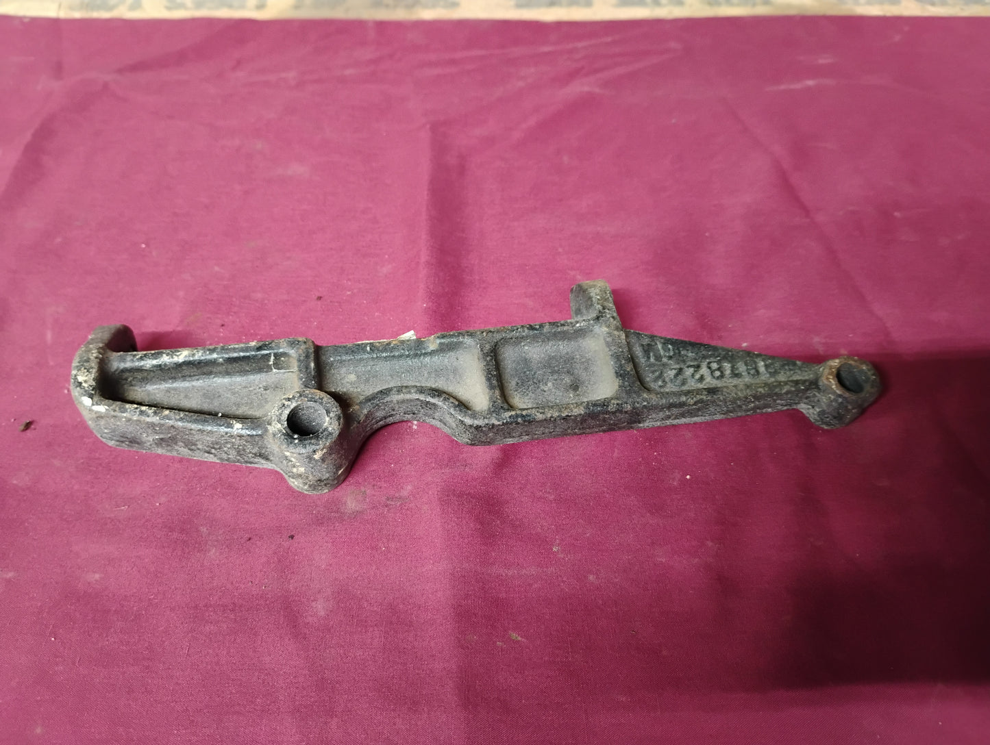 73-87 Chevy GMC Truck AC Compressor Bracket R4 OEM SBC 350 C10 K10 Squarebody #2