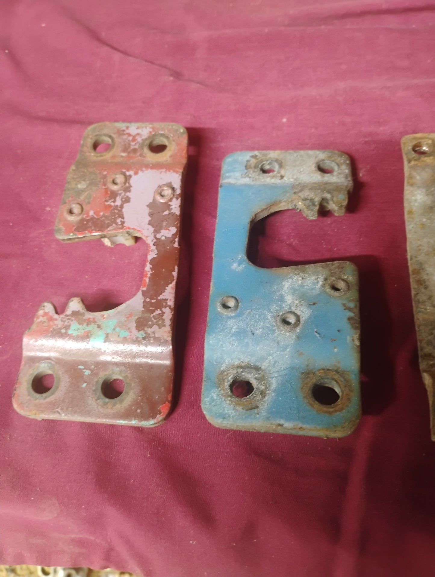 Pair of 2 OEM Door Striker Plates & Backing Plates 1967-1972 Chevy GMC C10 K10 Truck