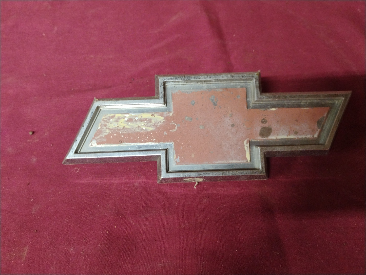 1980 Chevy Truck Foil Grille Emblem Bowtie Logo Badge C10 K10 Suburban OEM GM
