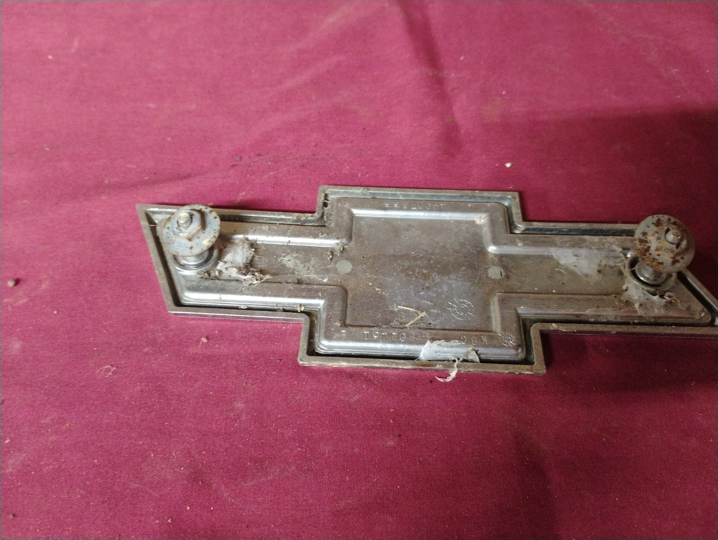 1980 Chevy Truck Foil Grille Emblem Bowtie Logo Badge C10 K10 Suburban OEM GM