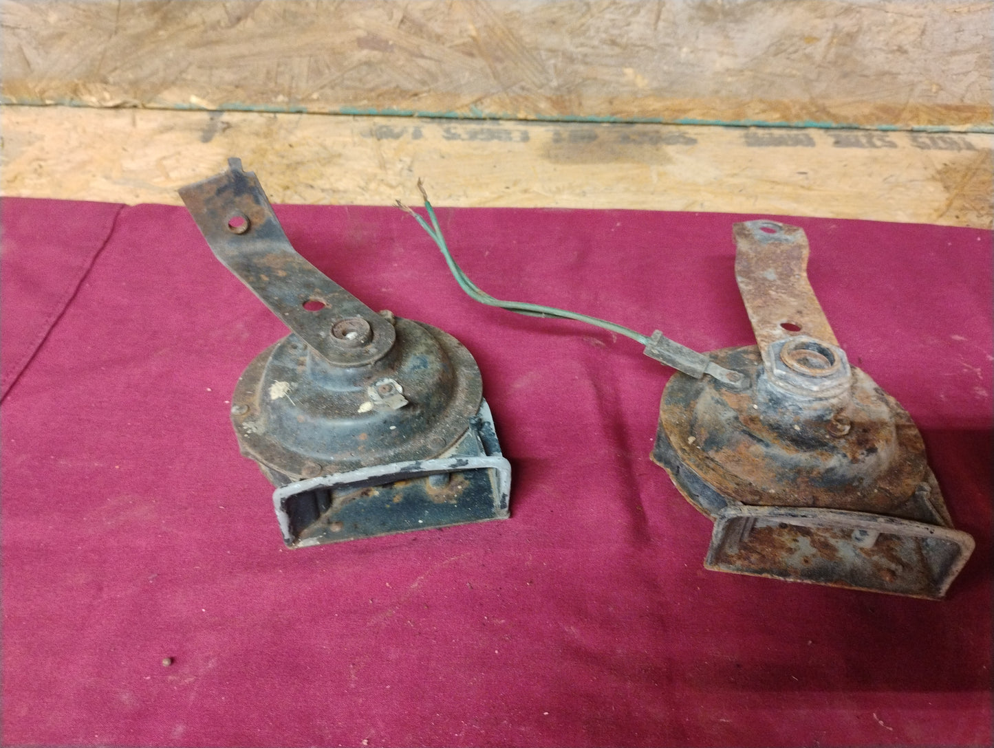 81-87 Chevy GMC Truck Horns Set OEM Dual Tone C10 K10 C20 K20 K30 K5 Blazer Jimmy