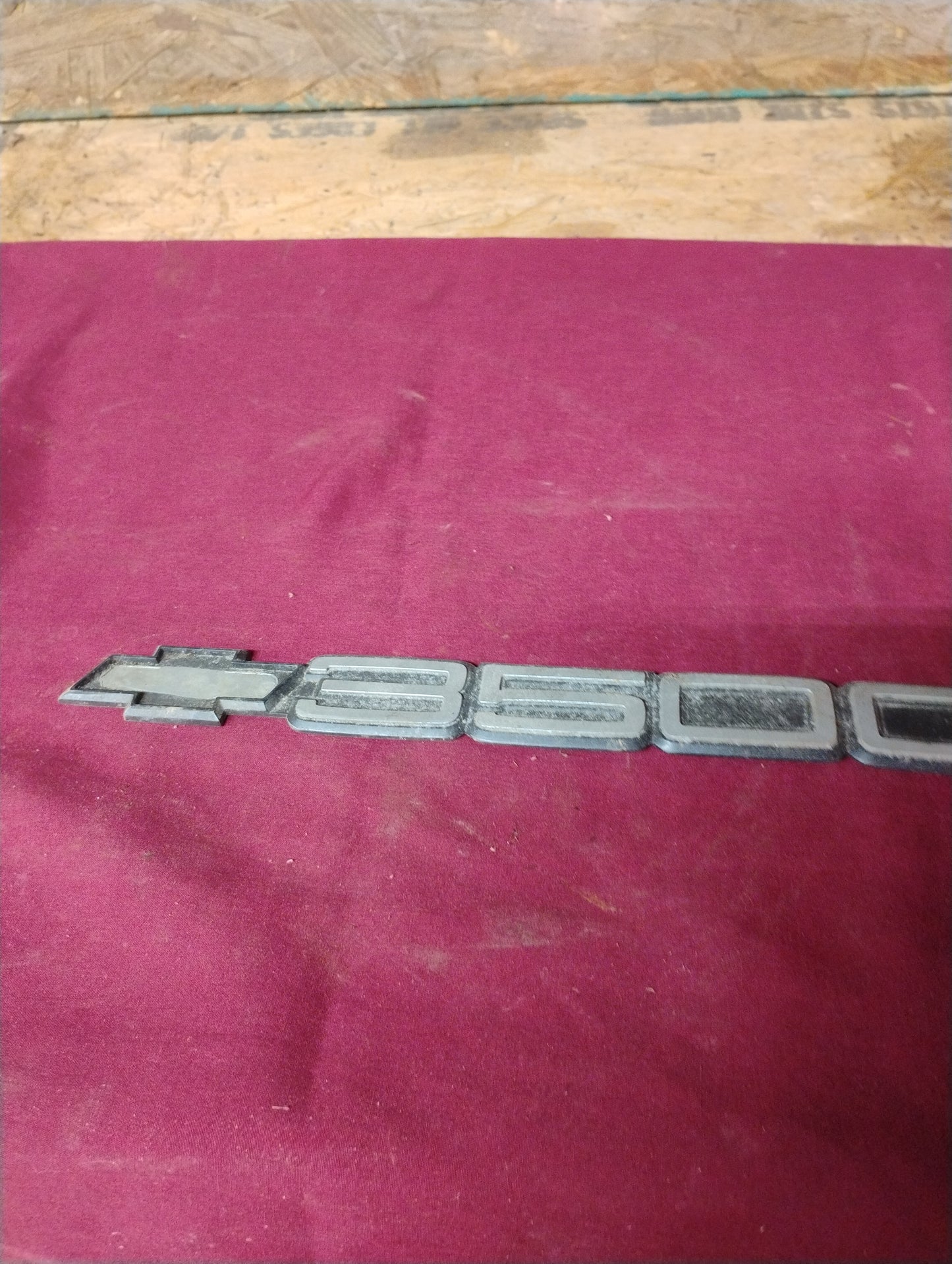 88-94 GMC Sierra 3500 Front Emblem Logo Badge Letters Trim OEM OBS
