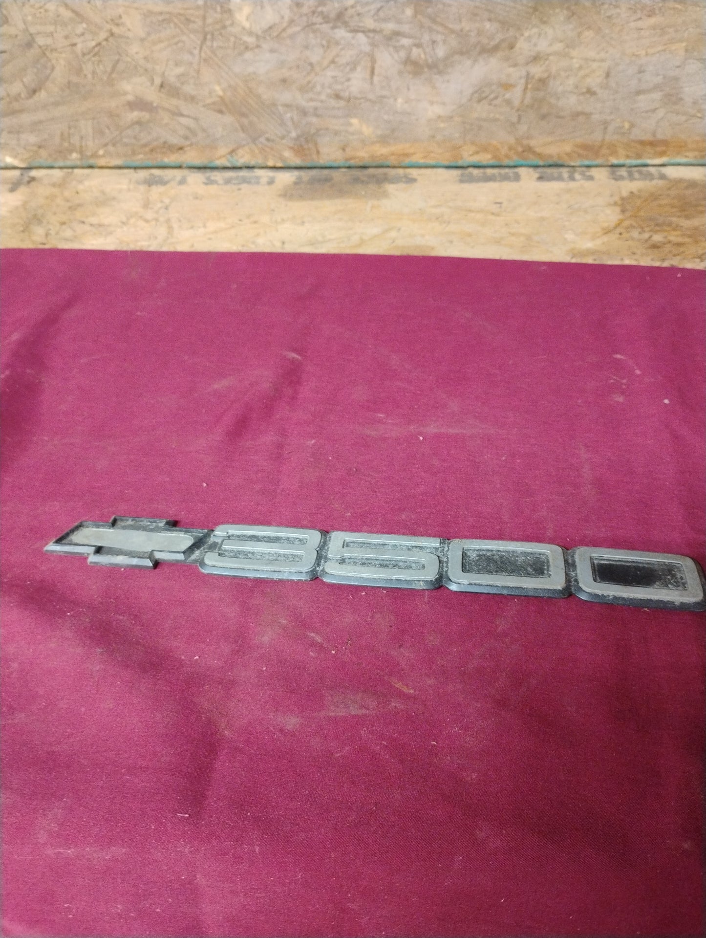 88-94 GMC Sierra 3500 Front Emblem Logo Badge Letters Trim OEM OBS