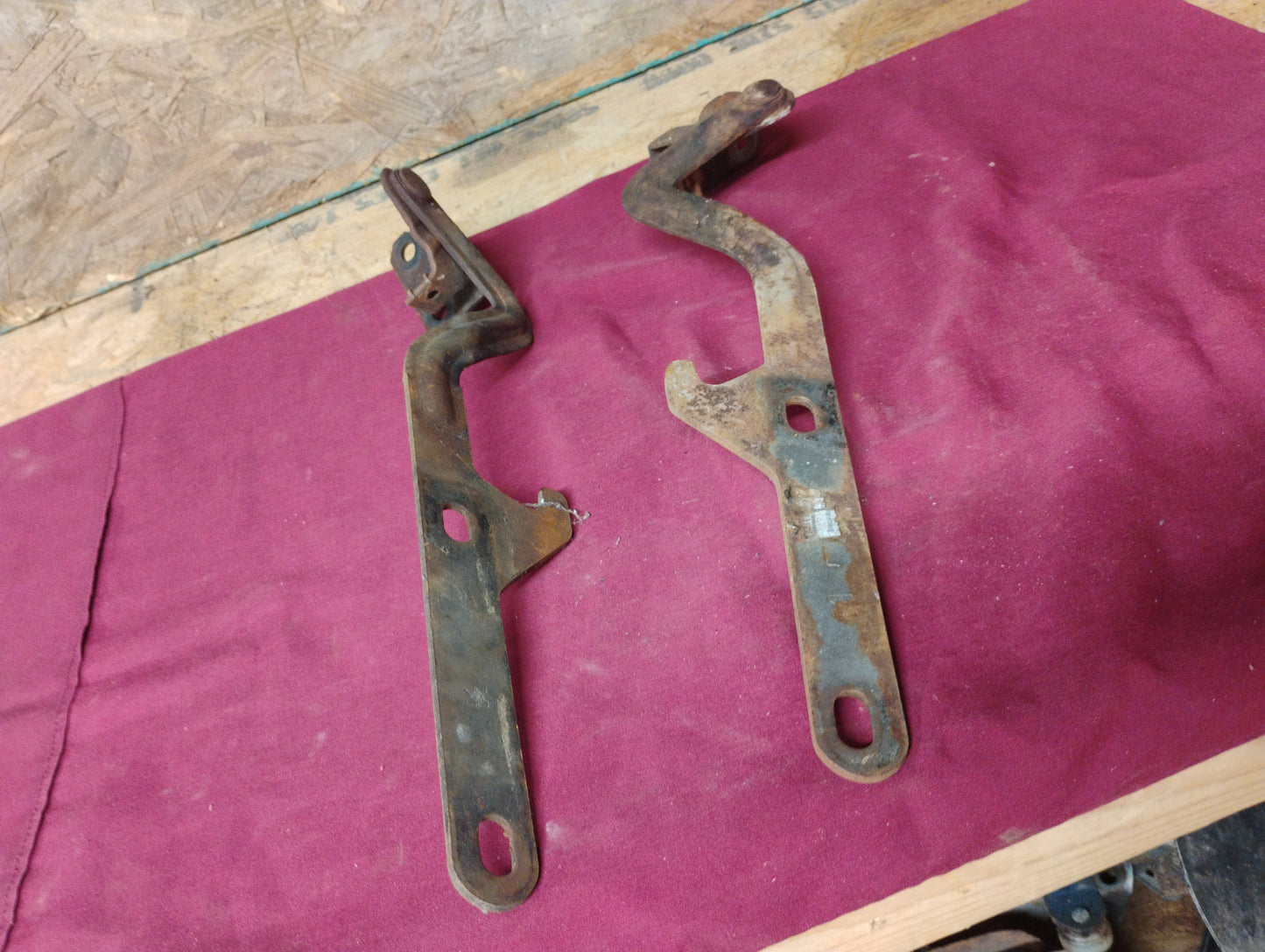81-87 Chevy GMC Truck Hood Hinges Set Pair Left Right OEM C10 K10 C20 K20 K30