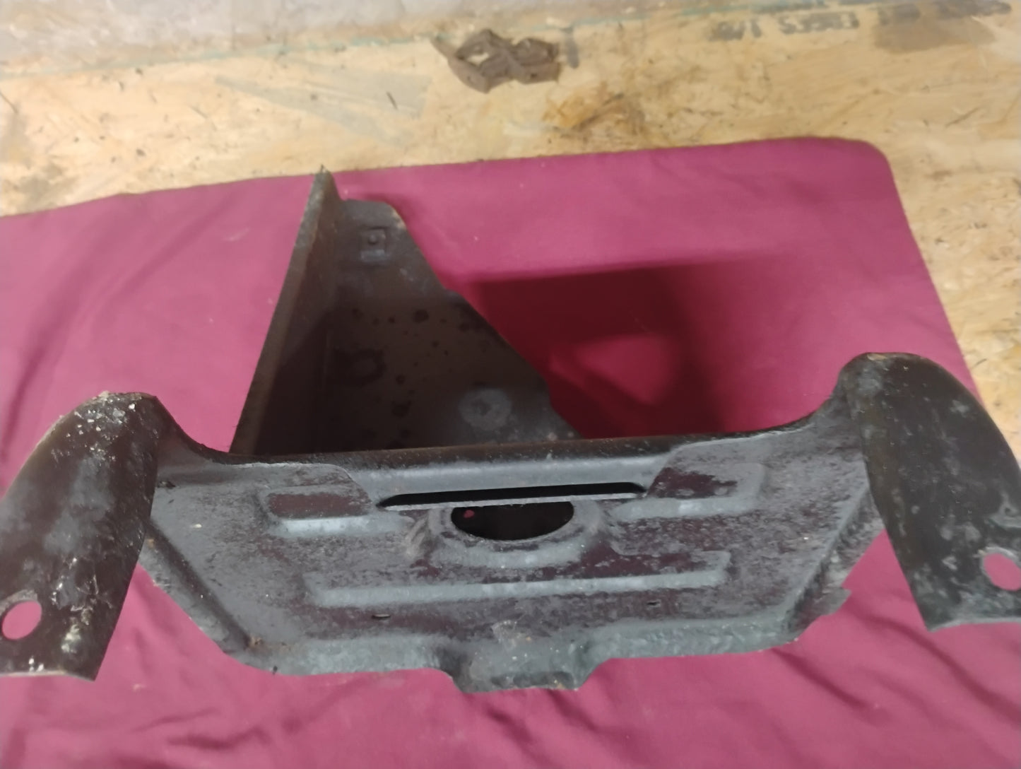 81-87 Chevy GMC Truck Battery Tray Passenger Right Side Box Bracket Holder OEM