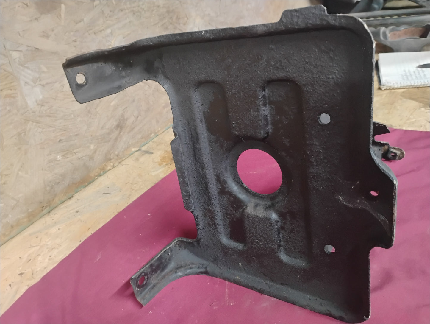 81-87 Chevy GMC Truck Battery Tray Passenger Right Side Box Bracket Holder OEM