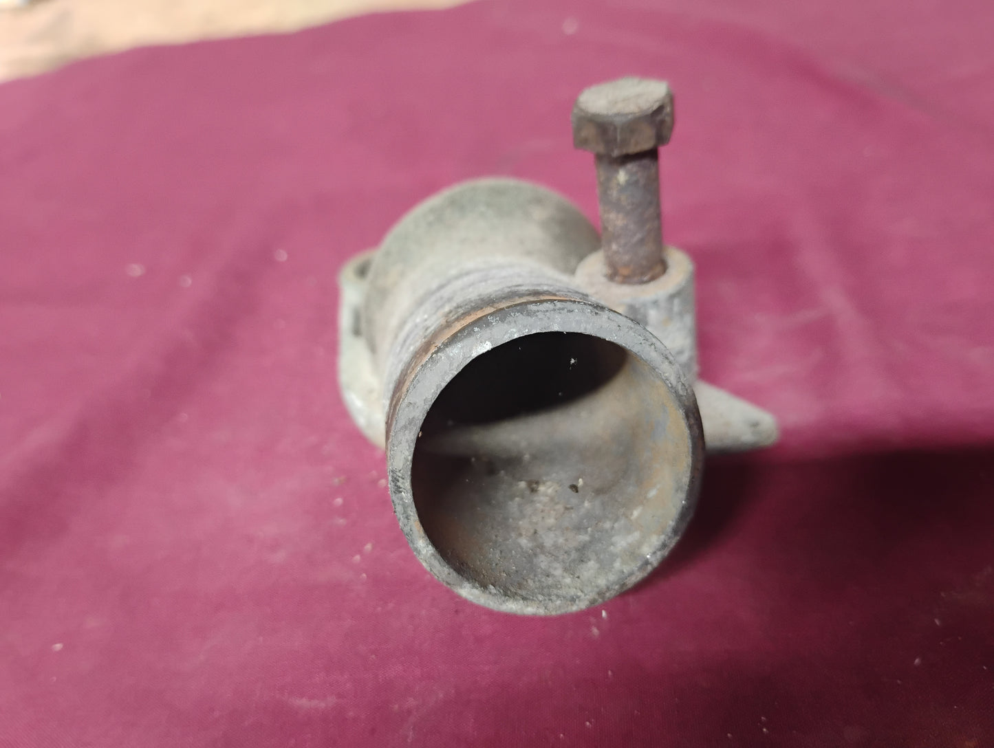 73-87 Chevy GMC Truck SBC Thermostat Housing Water Neck OEM 305 350 V8 Squarebody