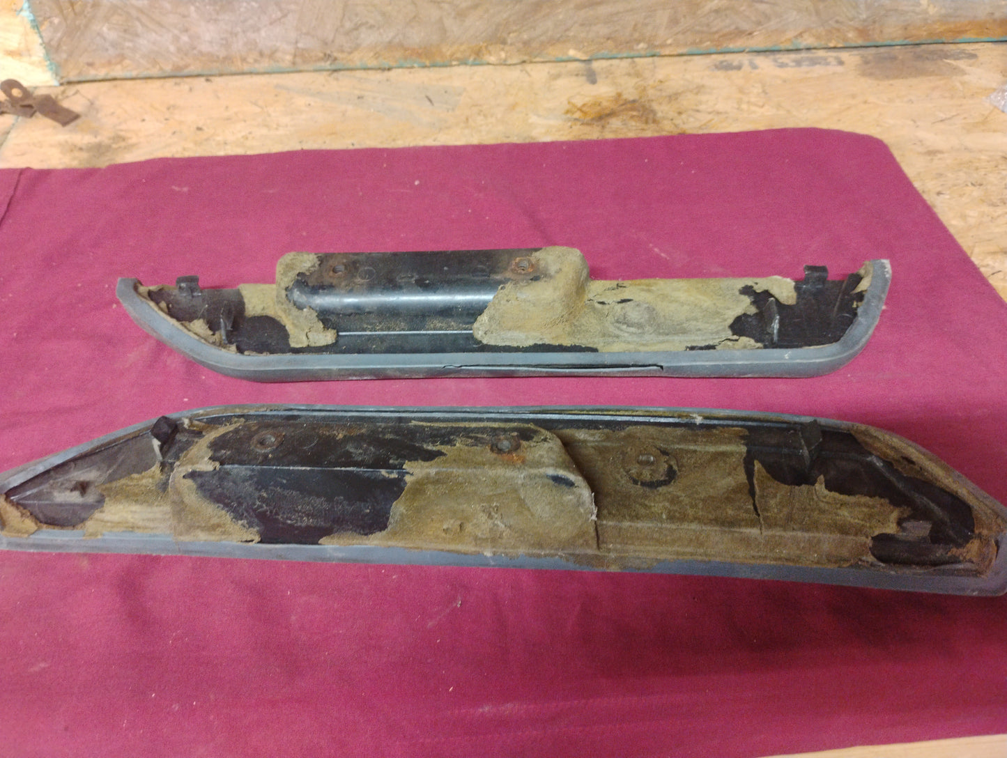 88-94 Chevy GMC Truck Door Armrest Pads Left Right Pair OBS Silverado Sierra