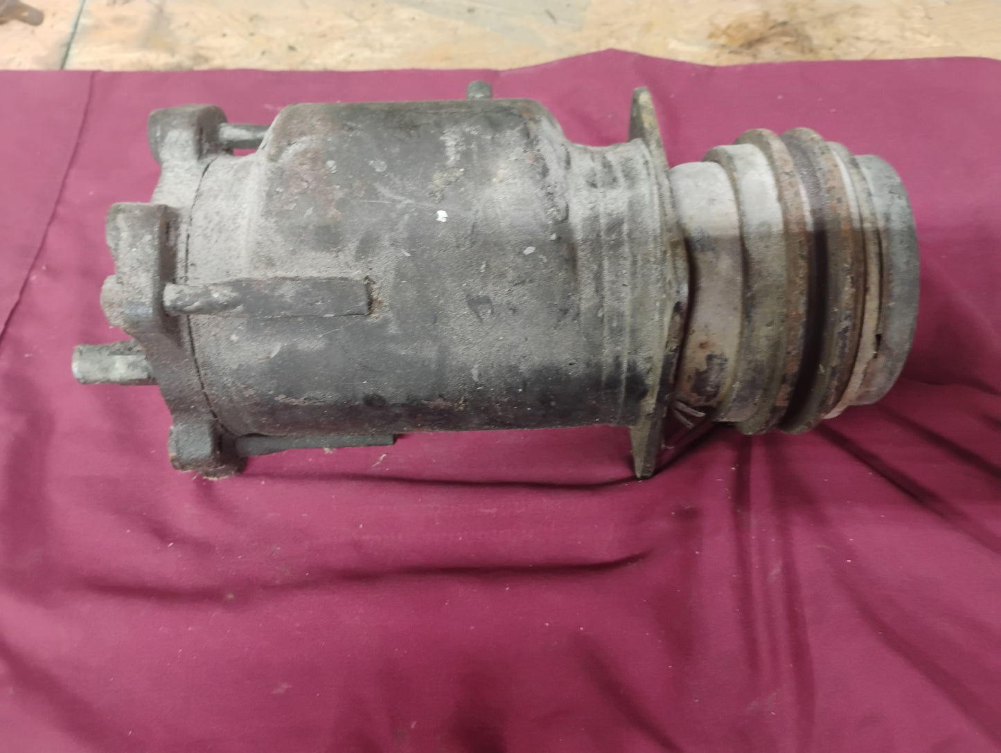 73-79 Chevy GMC Truck AC Compressor OEM C10 K10 K5 Blazer Suburban