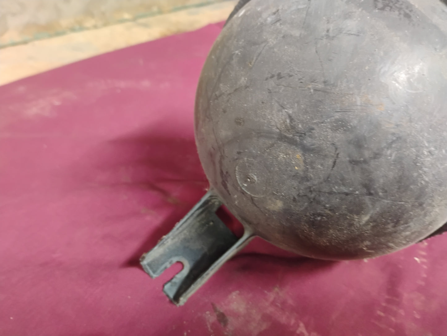 73-87 Chevy GMC Truck AC Vacuum Ball Reservoir Storage Tank Canister C10 K10 OEM