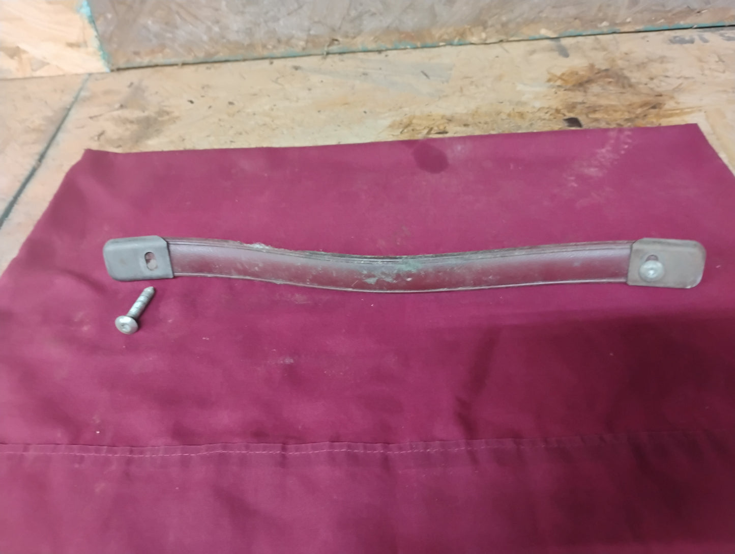 81-87 Chevy GMC Truck Interior Door Pull Strap Handle Single OEM GM