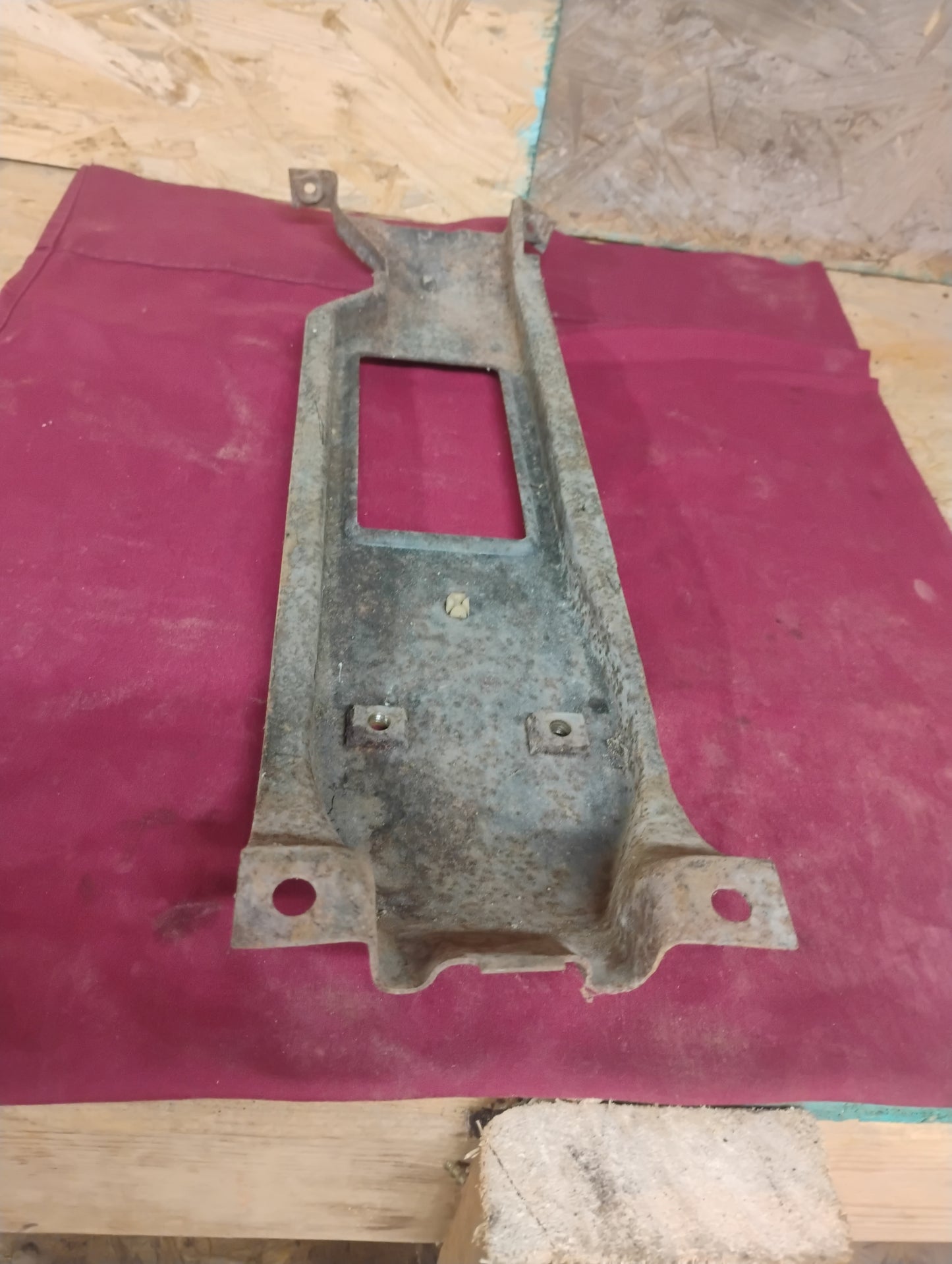75-76 Chevy GMC Truck Grille Brace Bracket Center Support OEM C10 K10 Squarebody