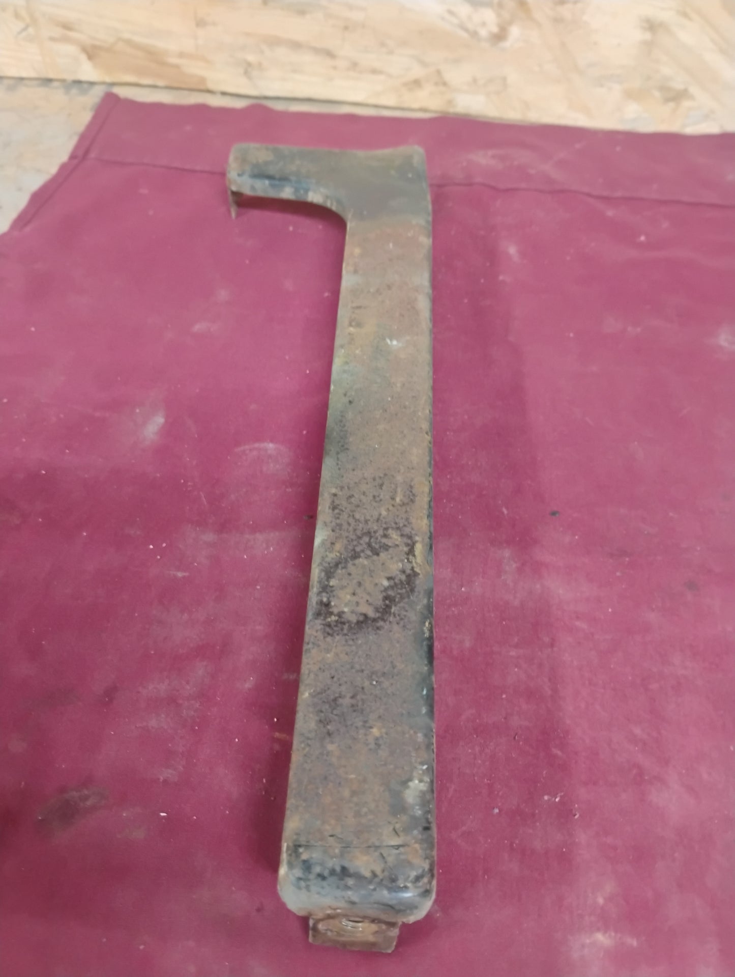 81-87 Chevy GMC Truck Grille Brace Bracket Center Support OEM C10 K10 Squarebody