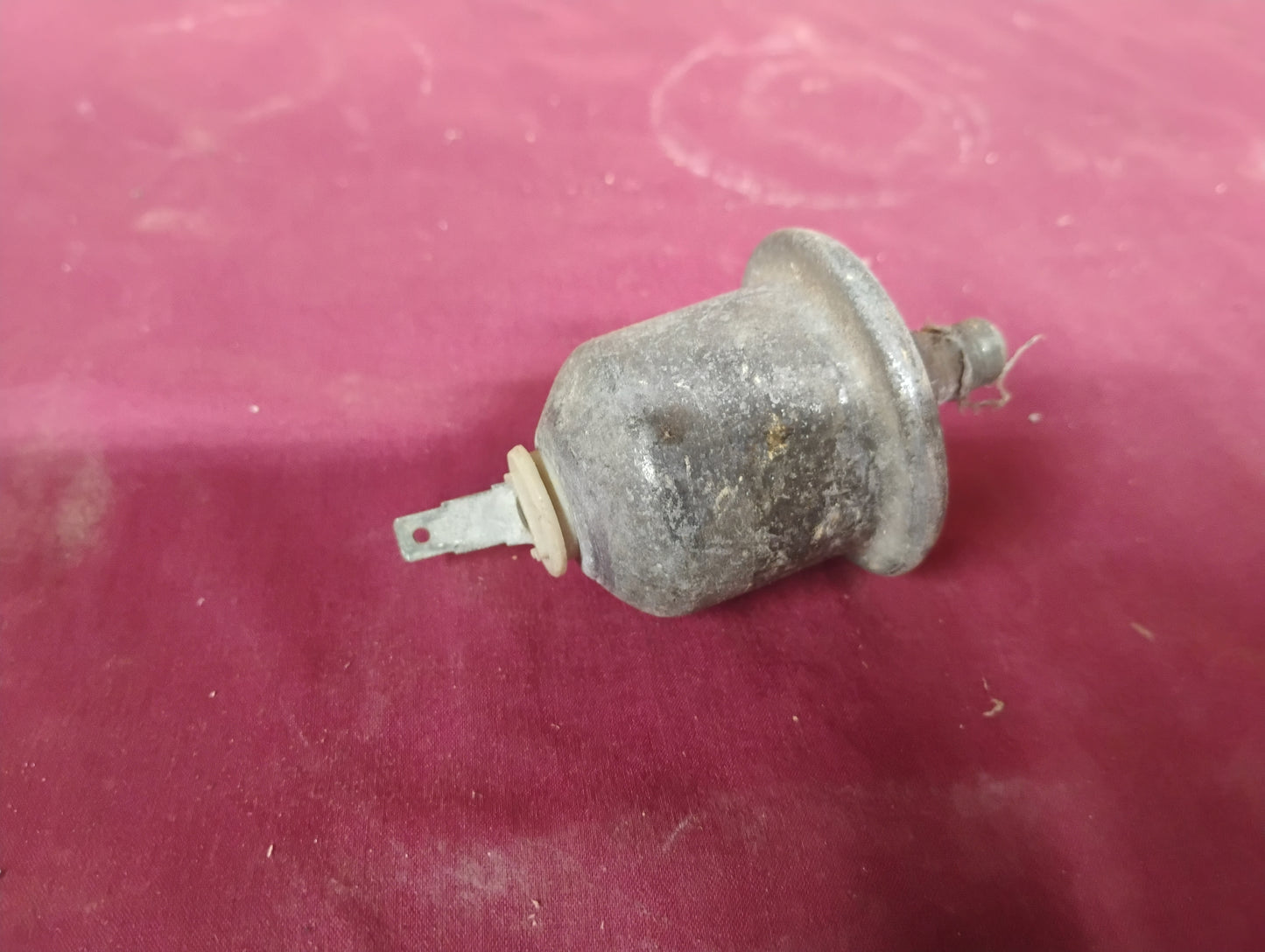 OEM 1973-1987 Chevy GMC Truck Oil Pressure Switch Sender Unit Small Block V8 Squarebody