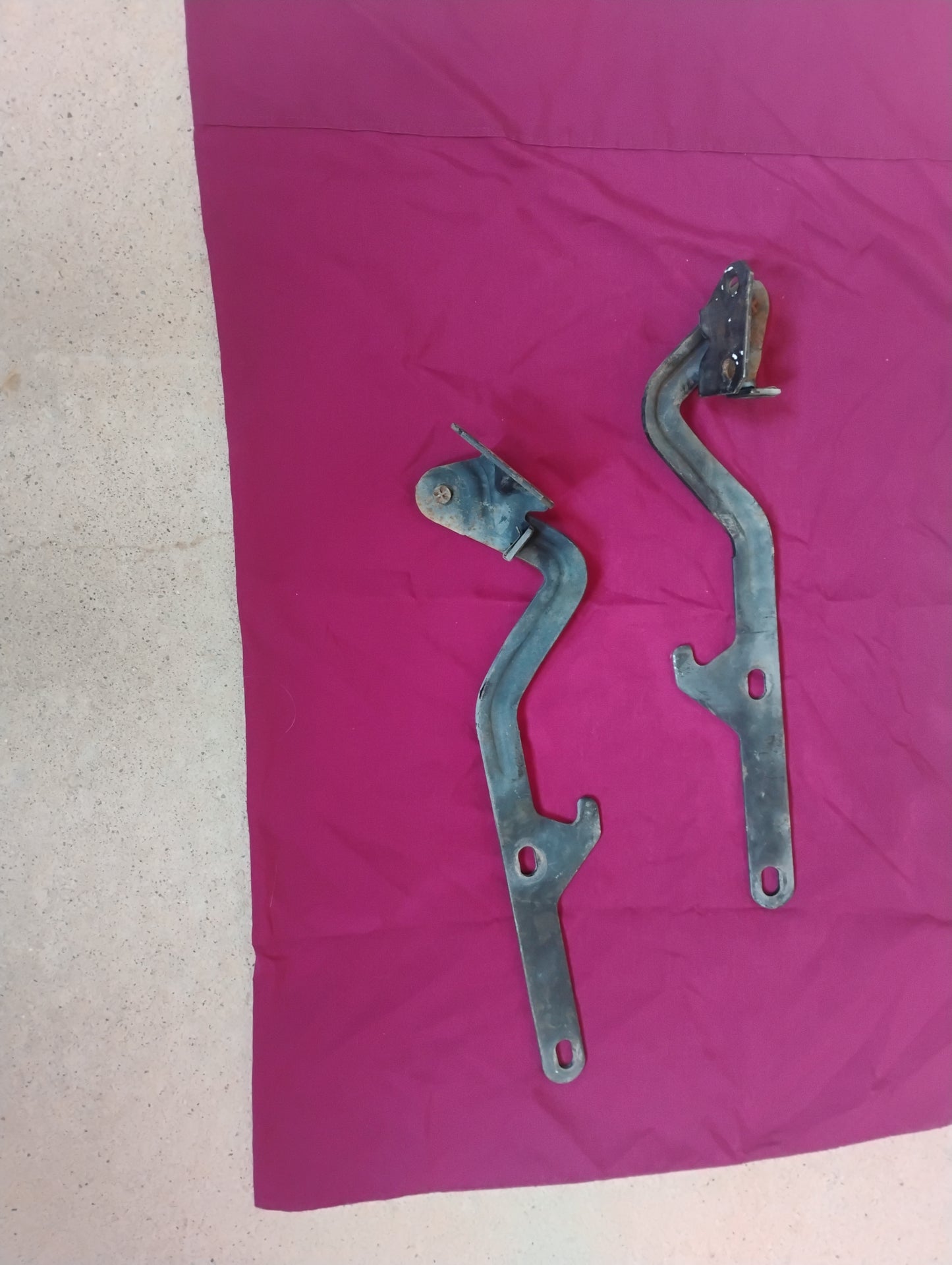 81-87 Chevy GMC Truck Hood Hinges Set Pair OEM C10 K10 K5 Suburban Squarebody