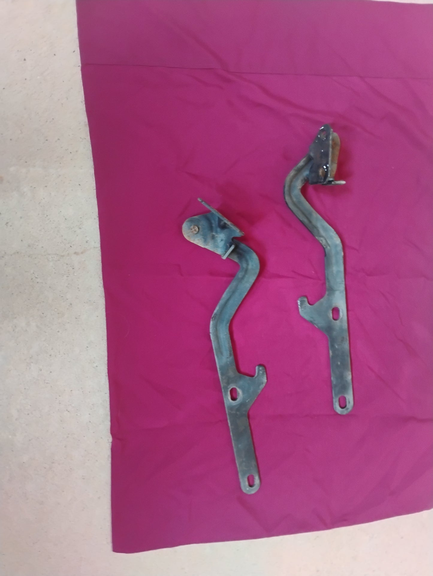 81-87 Chevy GMC Truck Hood Hinges Set Pair OEM C10 K10 K5 Suburban Squarebody