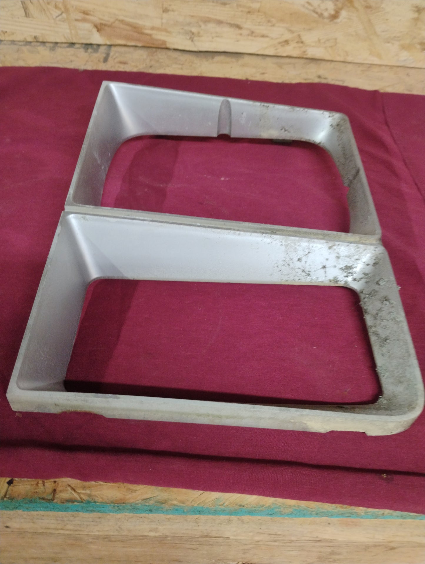 1983 1984 Chevy C10 K10 Pickup Truck Headlight Bezel Left LH OEM GM 1404373