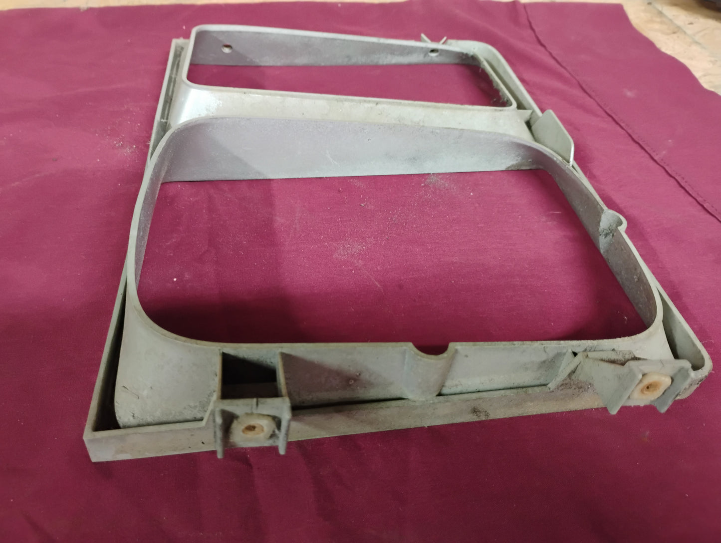 1983 1984 Chevy C10 K10 Pickup Truck Headlight Bezel Left LH OEM GM 1404373