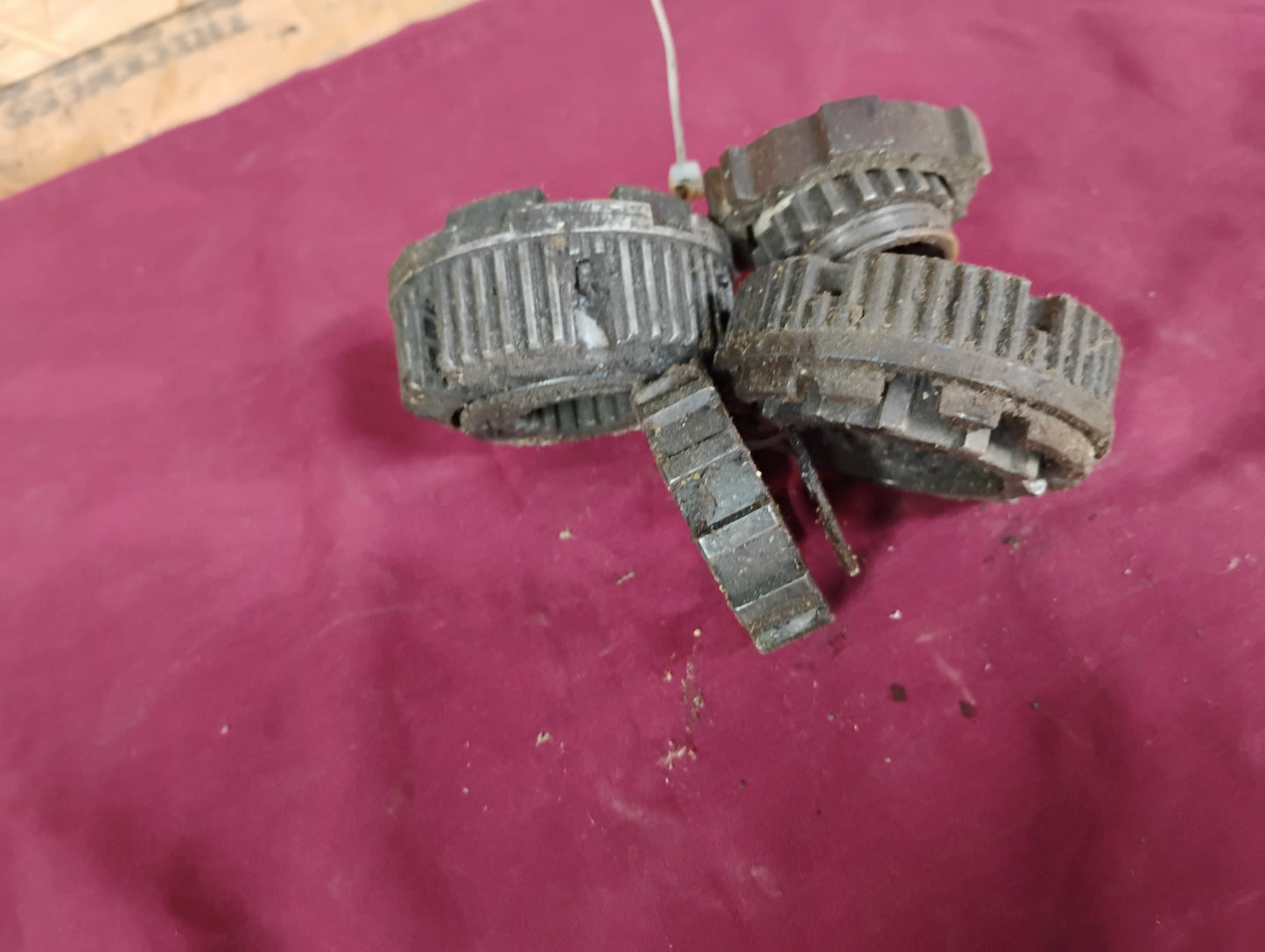 1973-1987 Chevy GMC 4x4 Front Axle Hub Lockout Parts Assortment Dana 44/10 Bolt