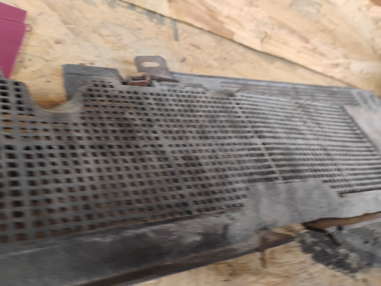 81-87 Chevy GMC Truck Cowl Vent Screen C10 K10 K5 Blazer Suburban Leaf Grille OEM