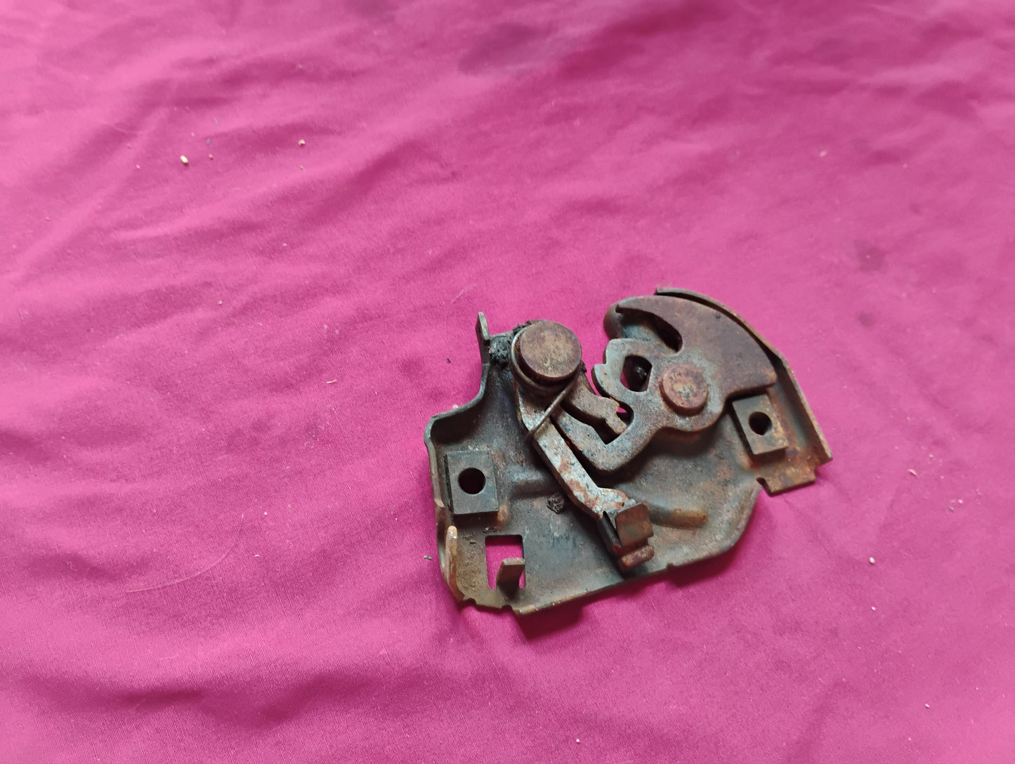 OEM Chevy GMC Truck Hood Latch Assembly 1988-1994 GMT400 OBS Pickup Genuine