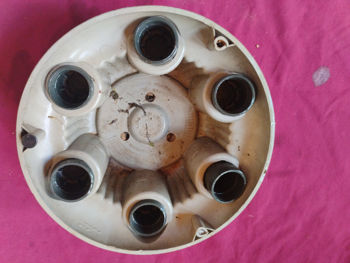 OEM Chevrolet Truck Center Cap 1988-1998 GMT400 K1500 Hub Cap Genuine