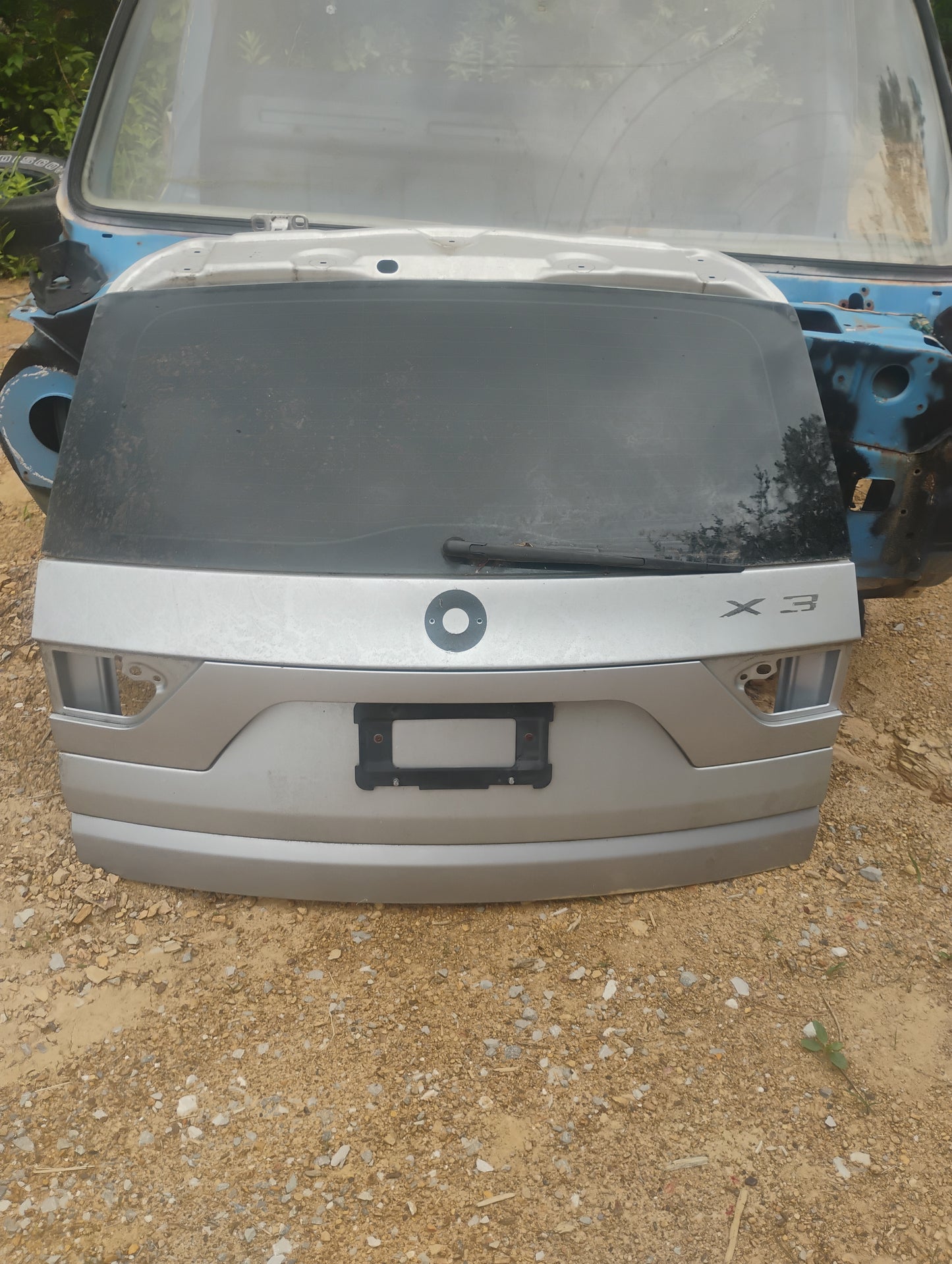 07-10 BMW X3 E83 Rear Hatch Tailgate Trunk Lid Assembly OEM Glass Included