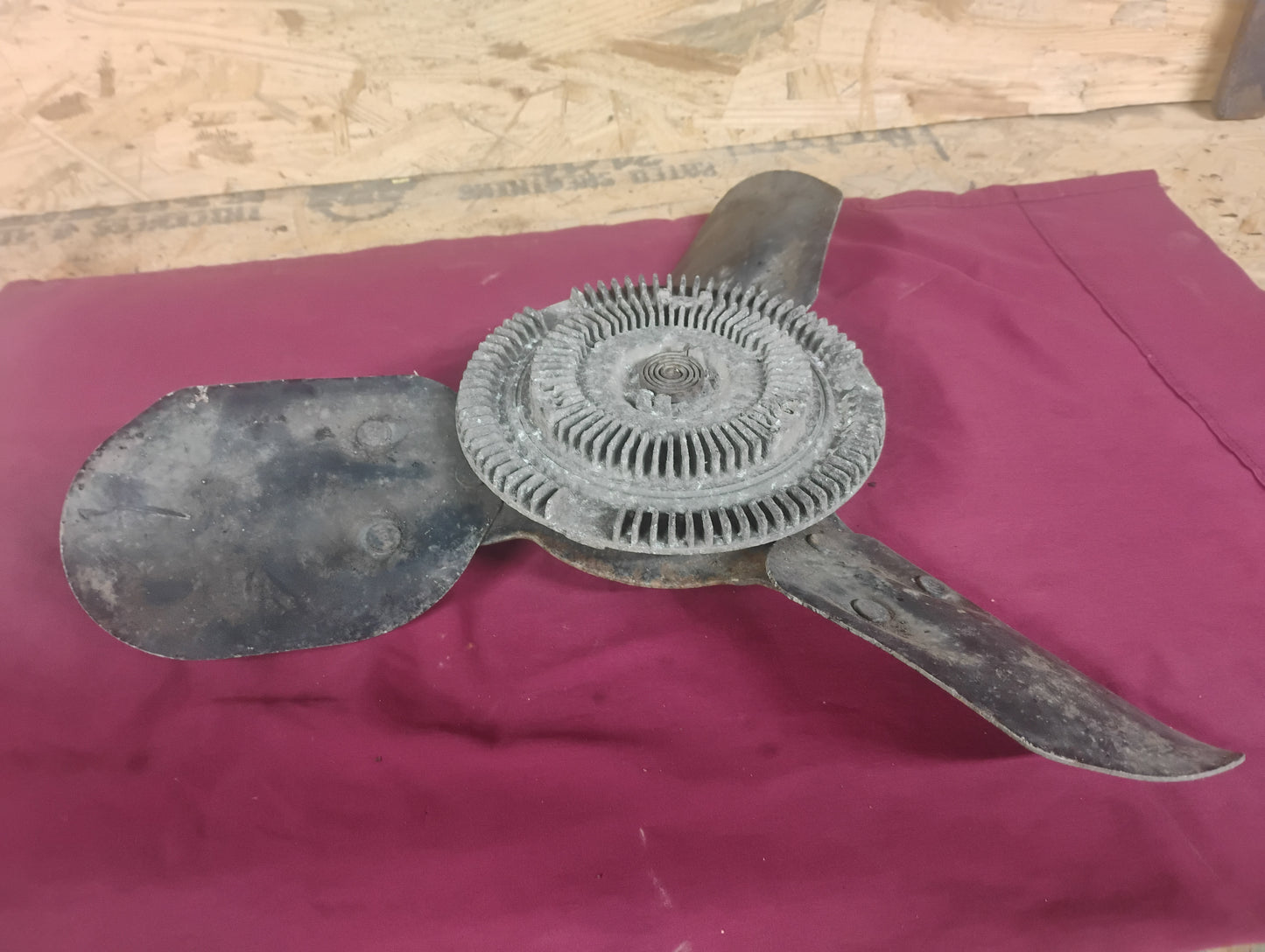 1973-1987 Chevy GMC C10 K10 Truck 3 Blade Clutch Fan Cooling Engine Fan OEM