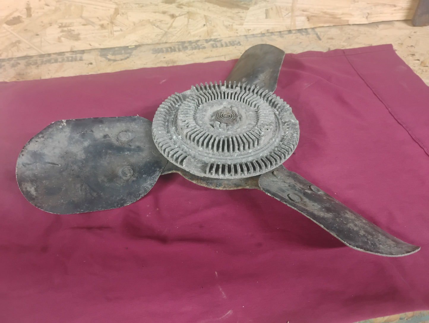 1973-1987 Chevy GMC C10 K10 Truck 3 Blade Clutch Fan Cooling Engine Fan OEM