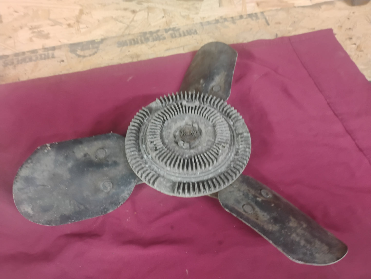 1973-1987 Chevy GMC C10 K10 Truck 3 Blade Clutch Fan Cooling Engine Fan OEM