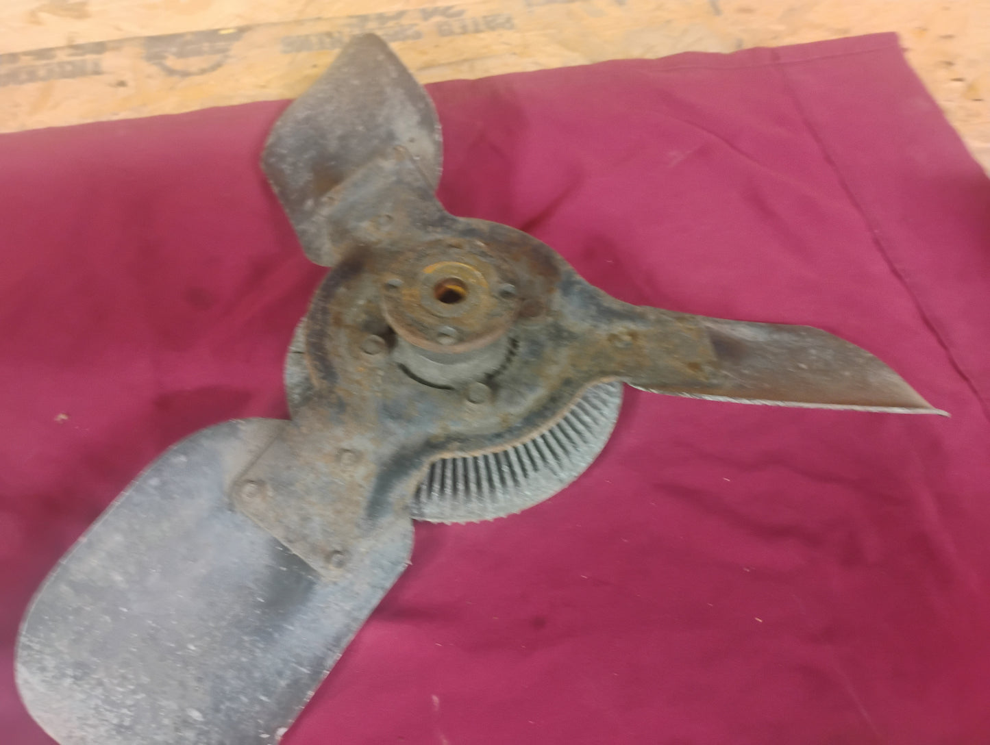 1973-1987 Chevy GMC C10 K10 Truck 3 Blade Clutch Fan Cooling Engine Fan OEM