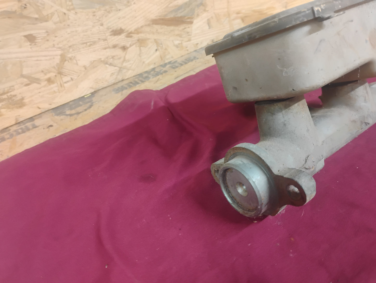 73-87 Chevy C10 K10 Master Cylinder Power Brake Booster Squarebody GMC Truck OEM