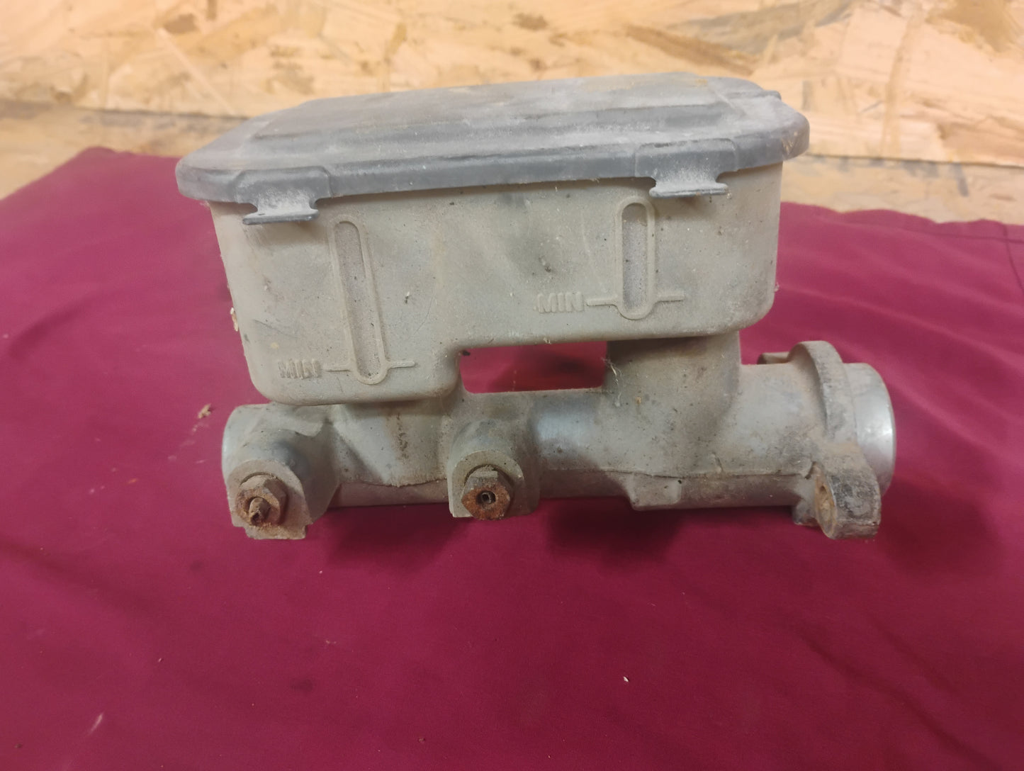 73-87 Chevy C10 K10 Master Cylinder Power Brake Booster Squarebody GMC Truck OEM
