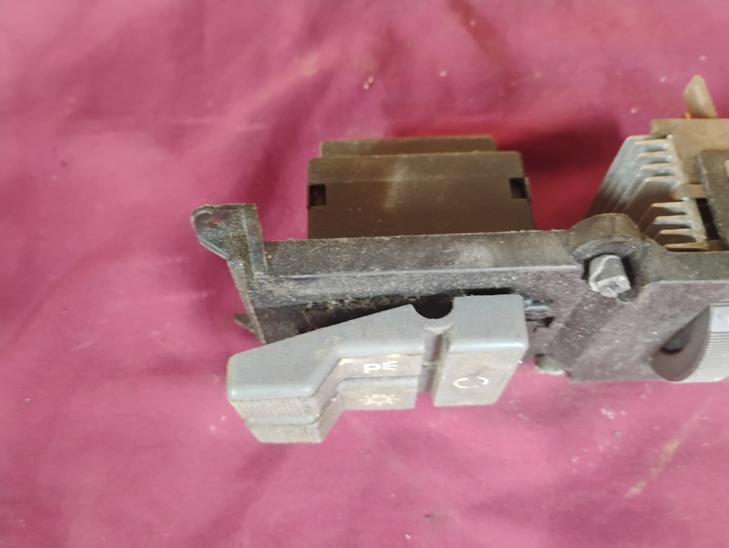 1988-1994 Chevy GMC Truck Headlight Switch GMT400 C1500 K1500 OEM