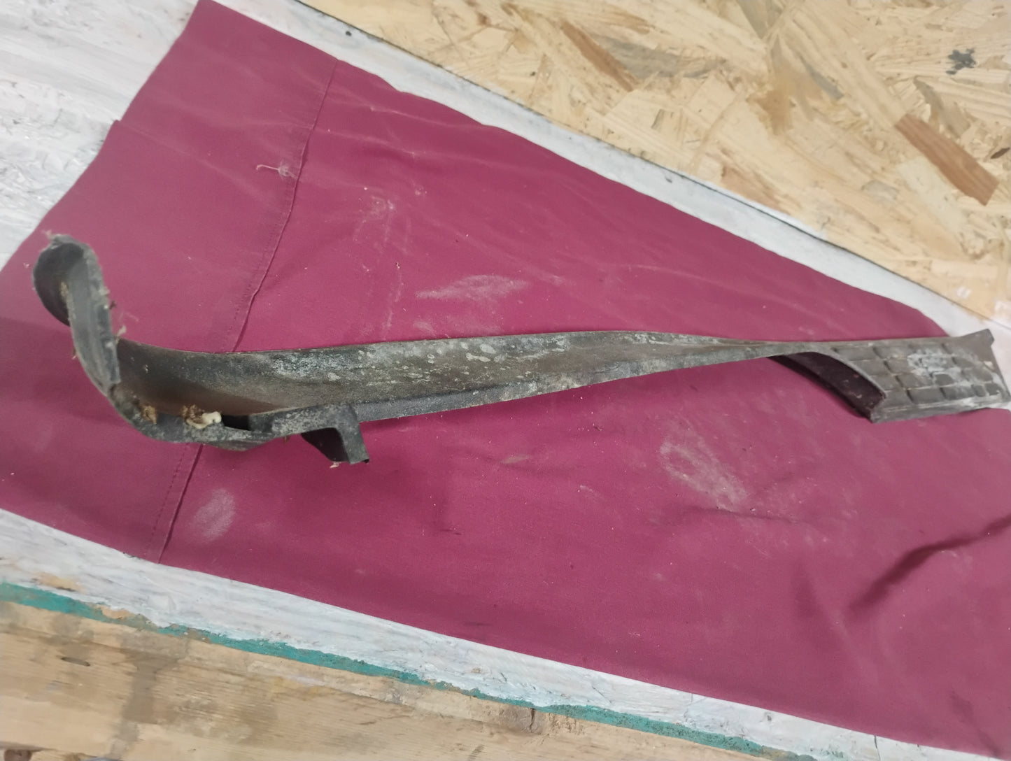 81-87 Chevy GMC C10 K10 Truck Door Sill Plate Scuff Trim Guard Squarebody