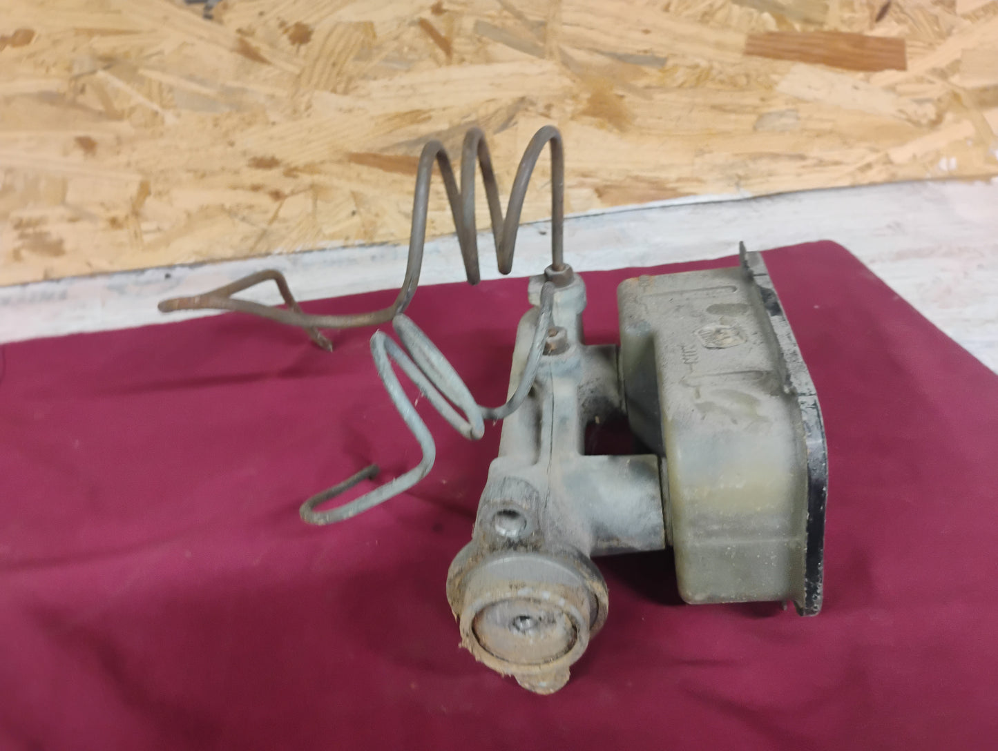 73-87 Chevy GMC Truck Brake Master Cylinder C10 K10 K5 Blazer Suburban OEM