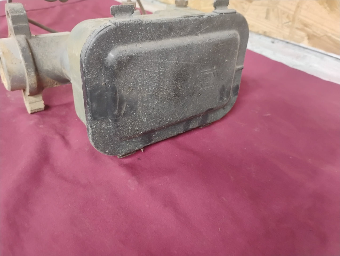 73-87 Chevy GMC Truck Brake Master Cylinder C10 K10 K5 Blazer Suburban OEM