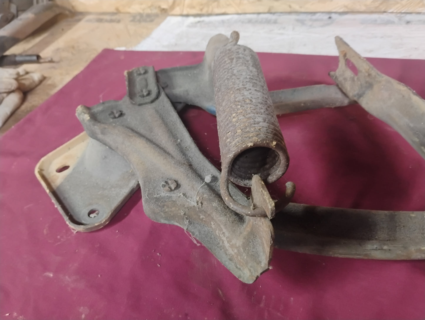 73-79 Chevy GMC Truck Driver Side Hood Hinge C10 K10 C20 K20 Blazer Suburban