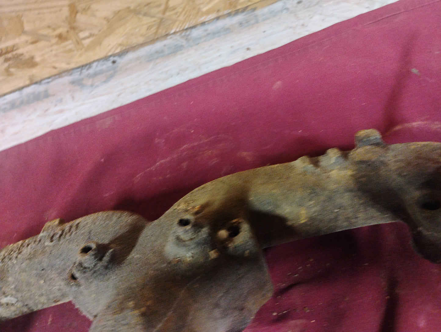 1967-1972 Chevy GMC Truck Ramhorn Exhaust Manifold Pair 327 350 Small Block V8 OEM