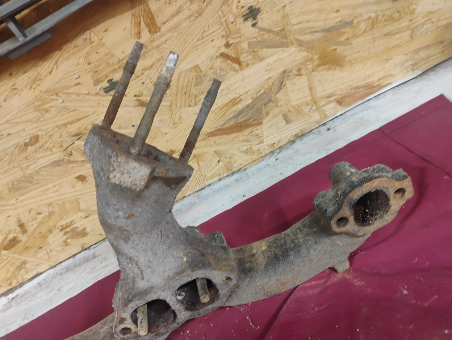 1967-1972 Chevy GMC Truck Ramhorn Exhaust Manifold Pair 327 350 Small Block V8 OEM