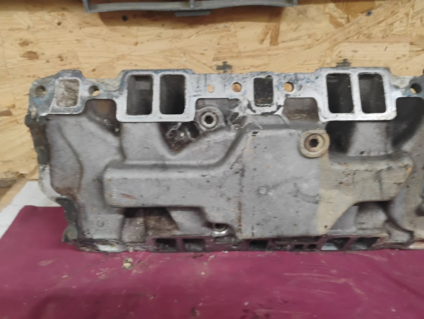 1987-1995 Chevy GMC SBC 5.7L 350 5.0L 305 TBI Intake Manifold OEM GM
